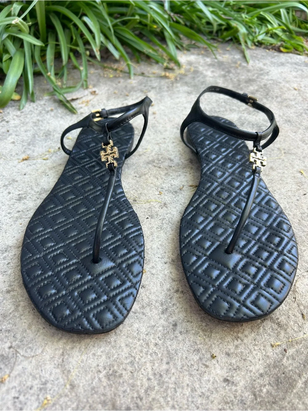 Tory Burch Marion Quilted Sole Sandal, Size 10 - Picture 3 of 9